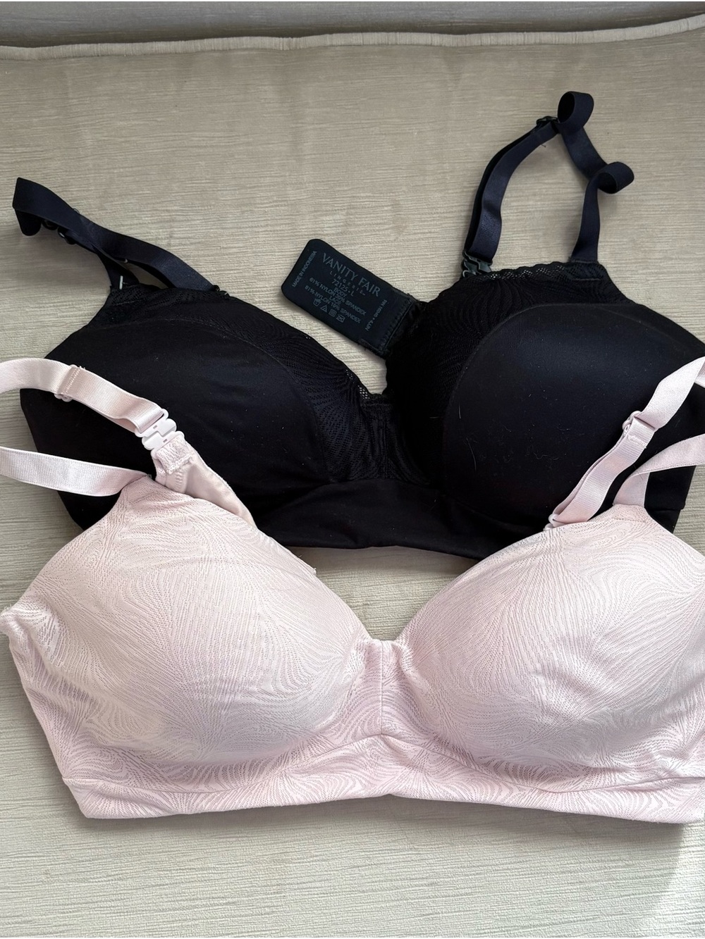 Vanity Fair Women's Seamless Support Bra - Black and Light Pink